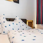 Hauser 게스트하우스