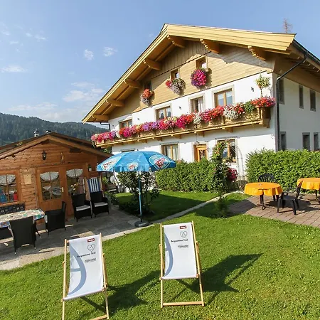 Gasthof Hauser 3*