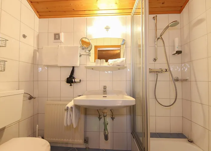 Hauser Sankt Jakob in Haus