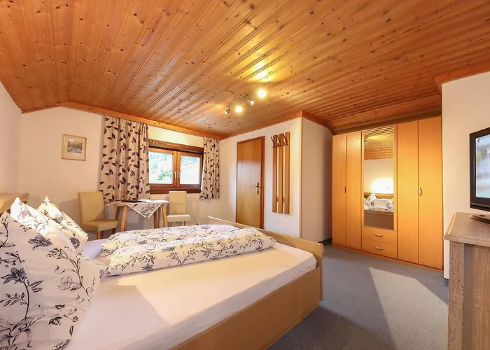 Hauser 3* Sankt Jakob in Haus